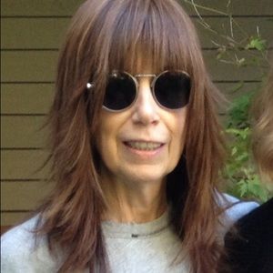 Meet your Posher, Jeanne